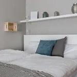 St Stephens Hideaway By Nw