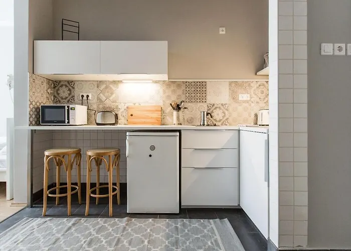 St Stephens Hideaway By Nw